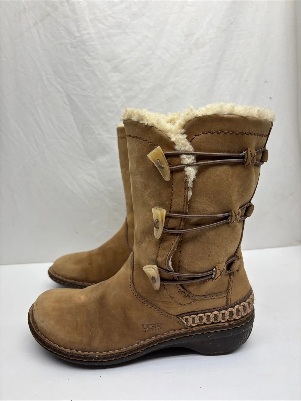 UGG leather Chestnut Suede Shearling-Lined Mid Calf Boots, Sz 7, box 34